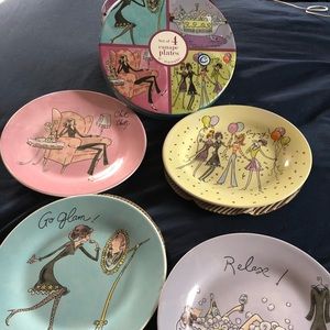 Set of 4 Porcelain Canapé Plates